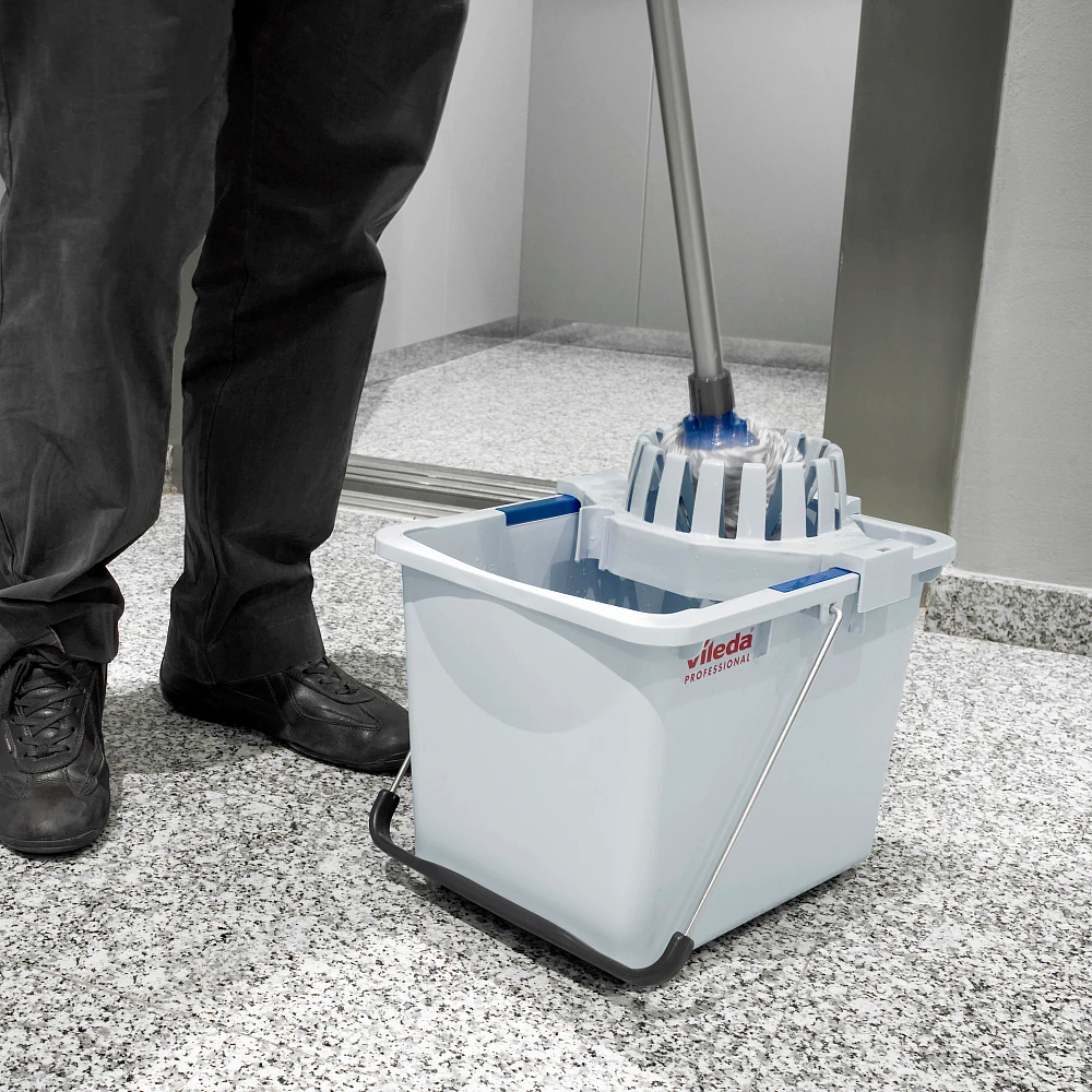 Ведро с отжимом СуперМоп 10 л Ведро с отжимом СуперМоп 10 л